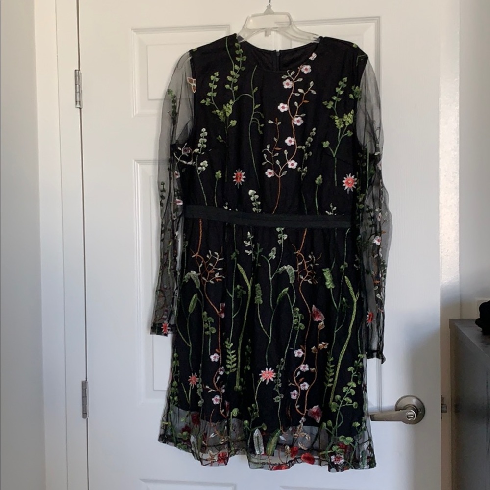 Flower Dress with sleeves